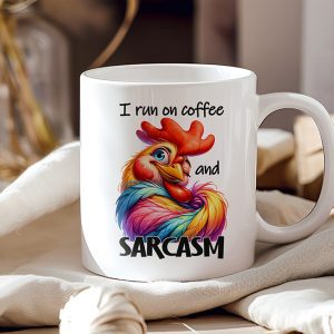 sarcastische mok I run on coffee and sarcasm